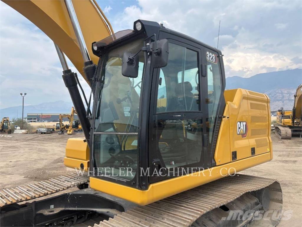 CAT 323 CF Εκσκαφείς με ερπύστριες