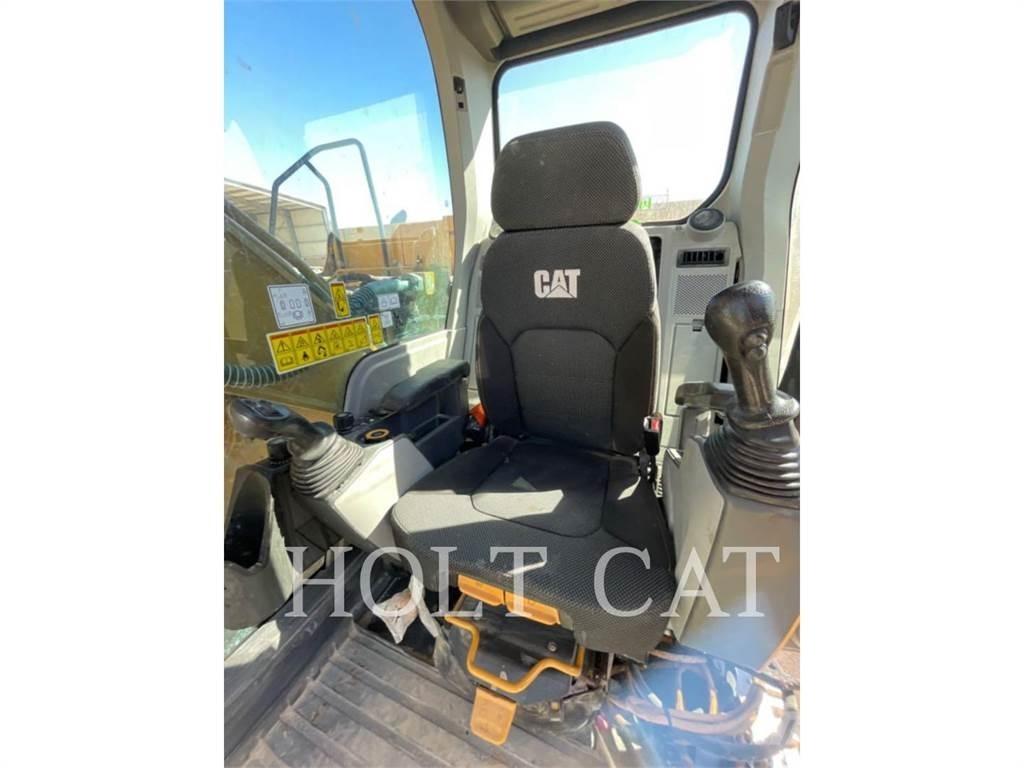 CAT 323 TC Εκσκαφείς με ερπύστριες