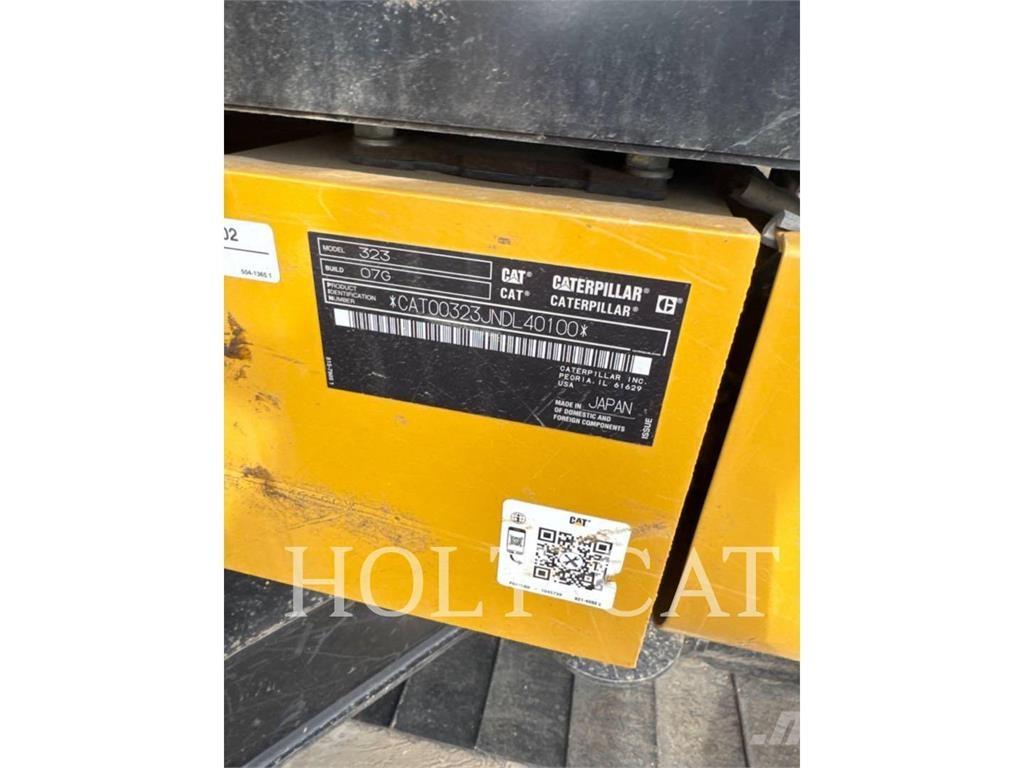 CAT 323 TC Εκσκαφείς με ερπύστριες