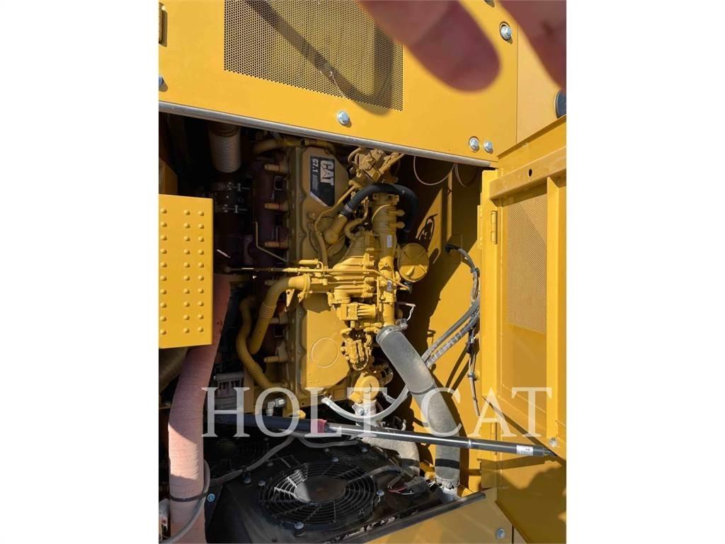 CAT 323 TC Εκσκαφείς με ερπύστριες