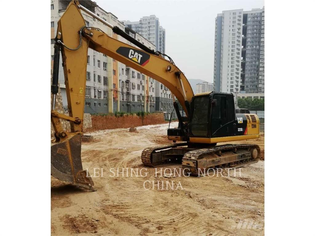 CAT 323D2L Εκσκαφείς με ερπύστριες