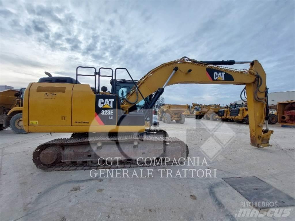 CAT 323E Εκσκαφείς με ερπύστριες