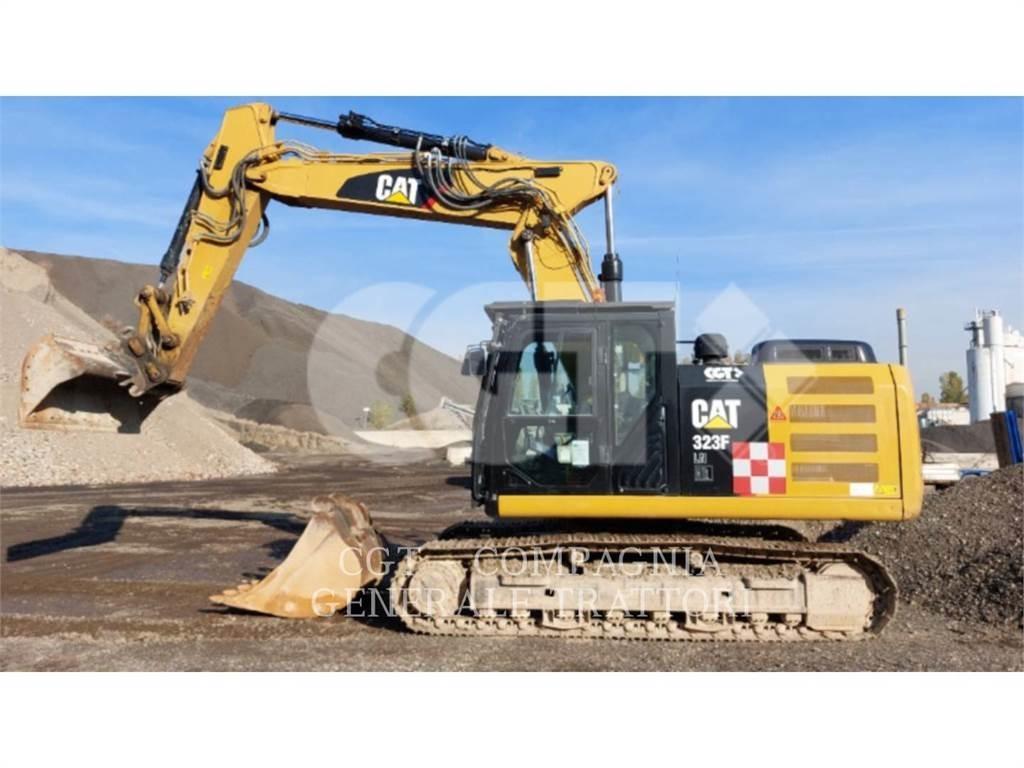 CAT 323F Εκσκαφείς με ερπύστριες