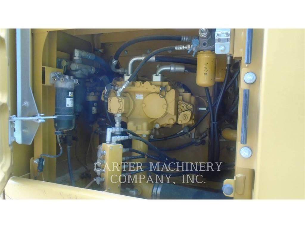 CAT 323FL Εκσκαφείς με ερπύστριες