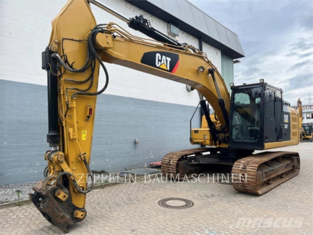 CAT 323FL Εκσκαφείς με ερπύστριες