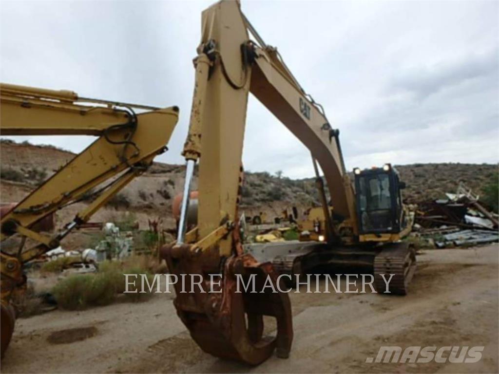 CAT 325 Εκσκαφείς με ερπύστριες