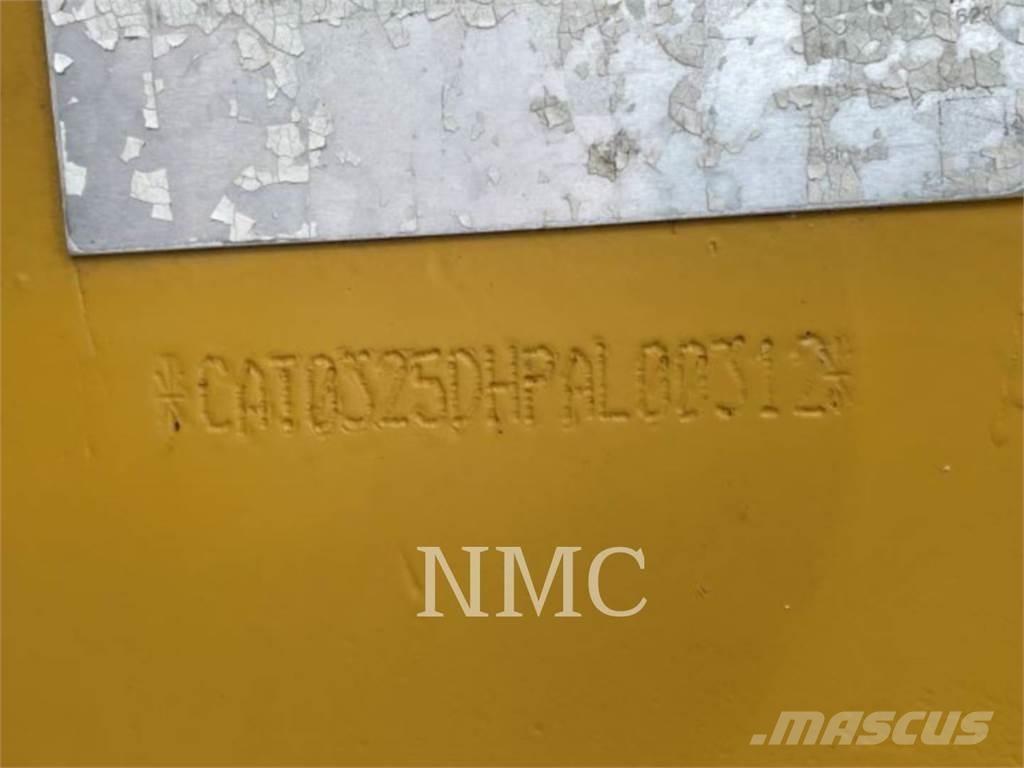 CAT 325DL Εκσκαφείς με ερπύστριες