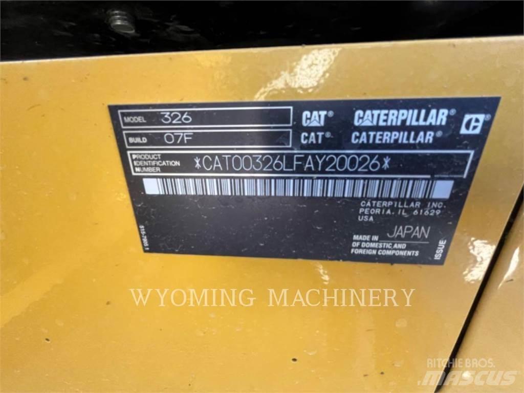 CAT 326 Εκσκαφείς με ερπύστριες
