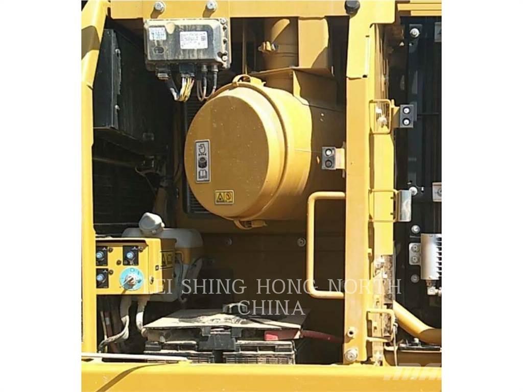 CAT 326D2L Εκσκαφείς με ερπύστριες