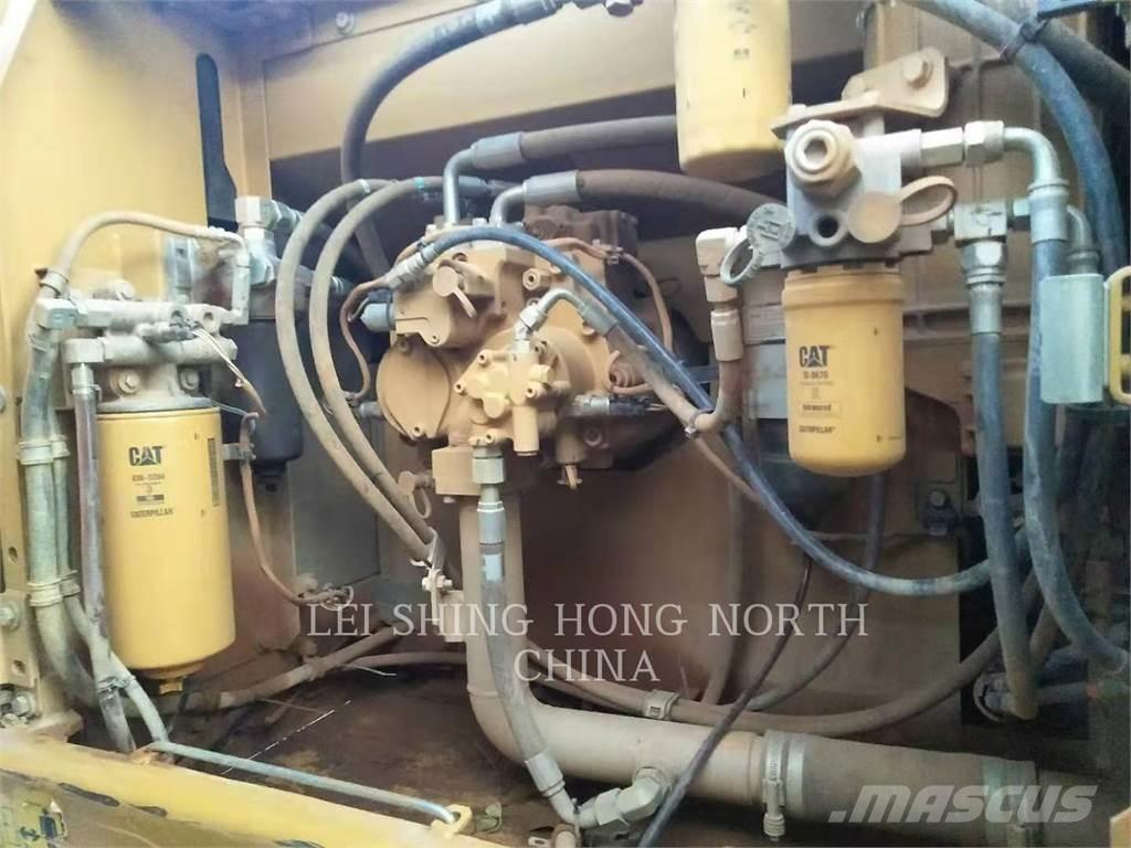 CAT 326D2L Εκσκαφείς με ερπύστριες