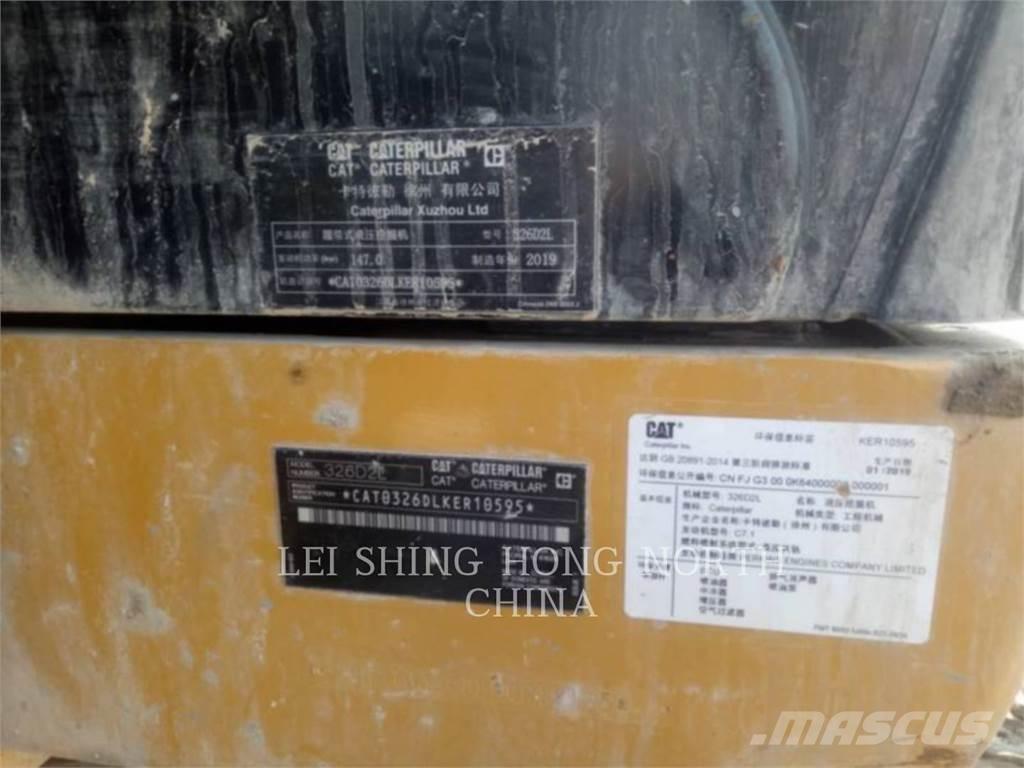 CAT 326D2L Εκσκαφείς με ερπύστριες