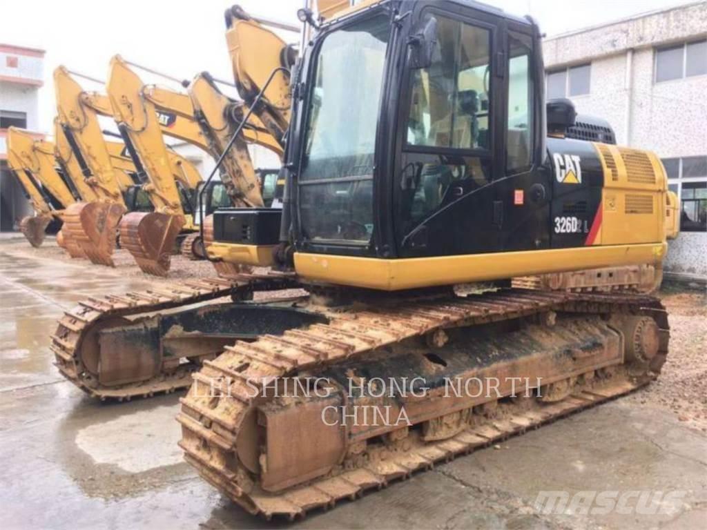 CAT 326D2L Εκσκαφείς με ερπύστριες
