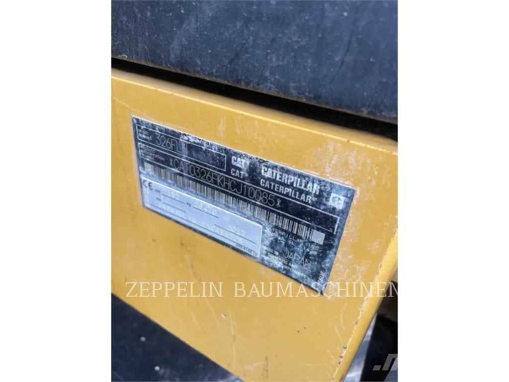 CAT 326FLN Εκσκαφείς με ερπύστριες