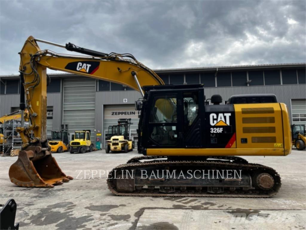 CAT 326FLN Εκσκαφείς με ερπύστριες