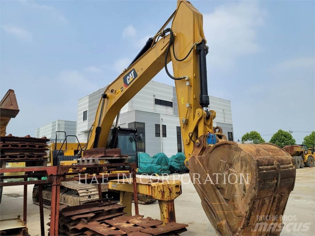 CAT 330-07 Εκσκαφείς με ερπύστριες
