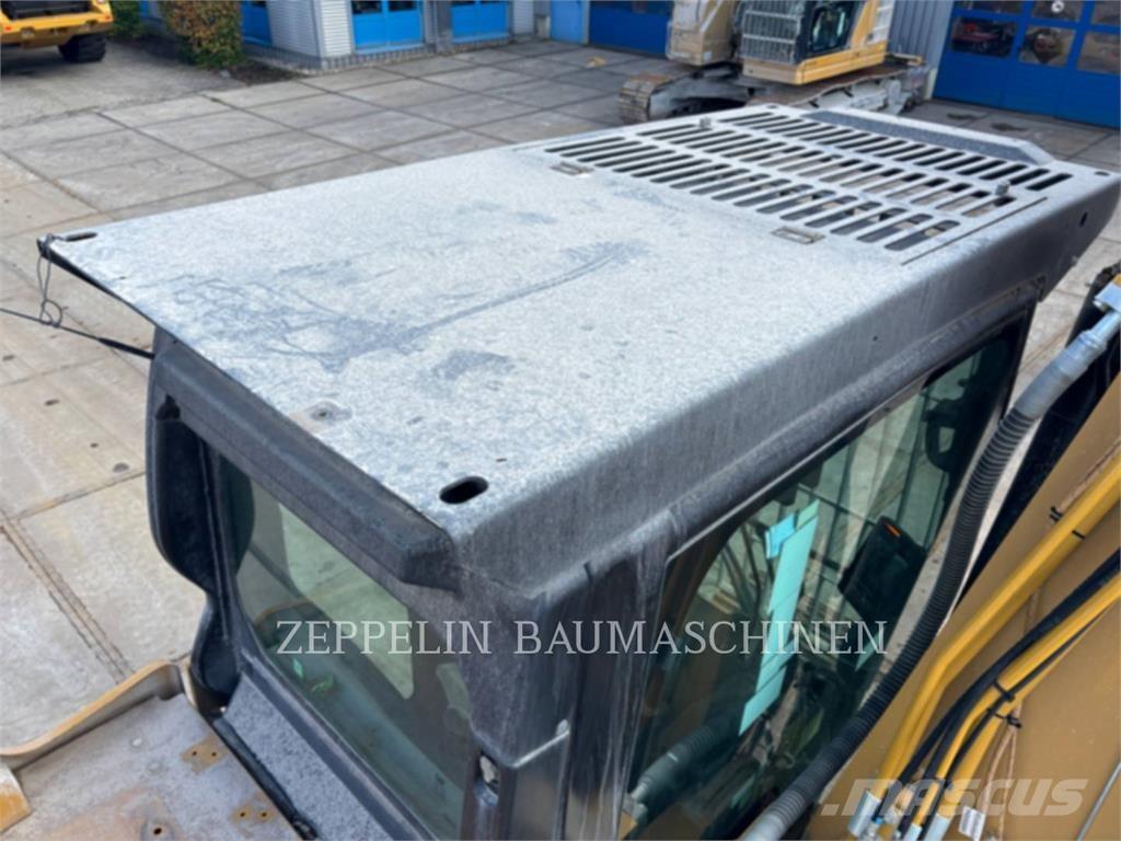 CAT 330-07 Εκσκαφείς με ερπύστριες