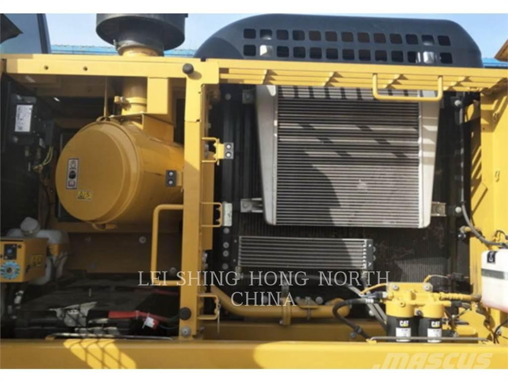 CAT 330-07 Εκσκαφείς με ερπύστριες