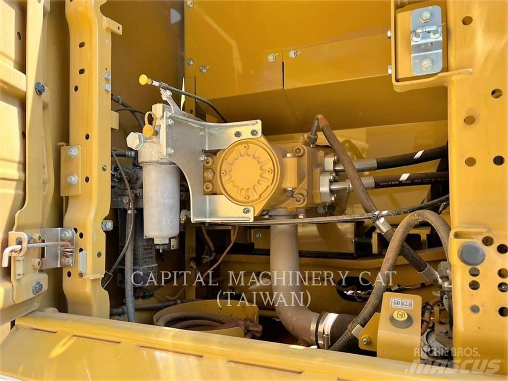 CAT 330-07 Εκσκαφείς με ερπύστριες