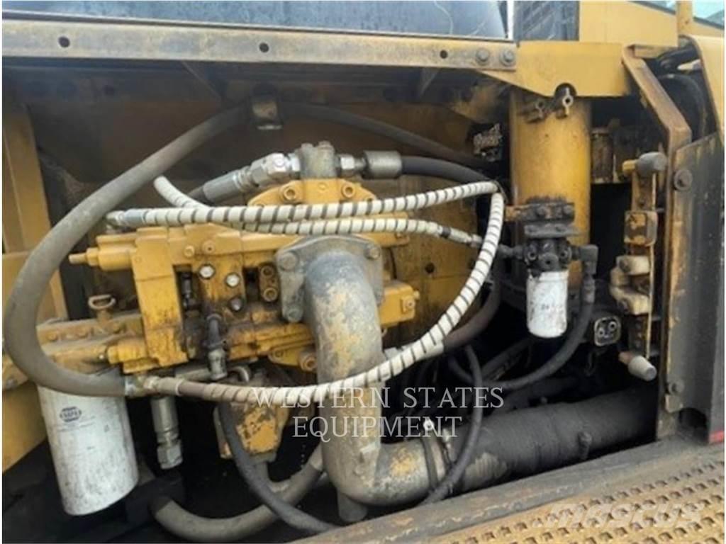 CAT 330B FM Τρακτέρ δασοπονίας