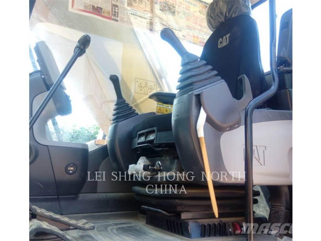 CAT 330D2L Εκσκαφείς με ερπύστριες