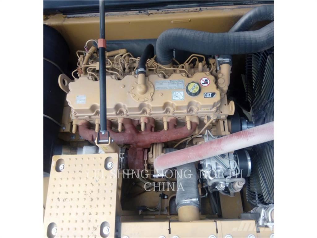 CAT 330D2L Εκσκαφείς με ερπύστριες