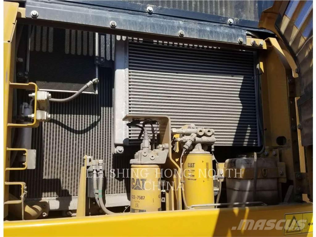 CAT 336D2 Εκσκαφείς με ερπύστριες