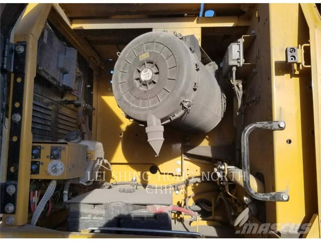 CAT 336D2 Εκσκαφείς με ερπύστριες