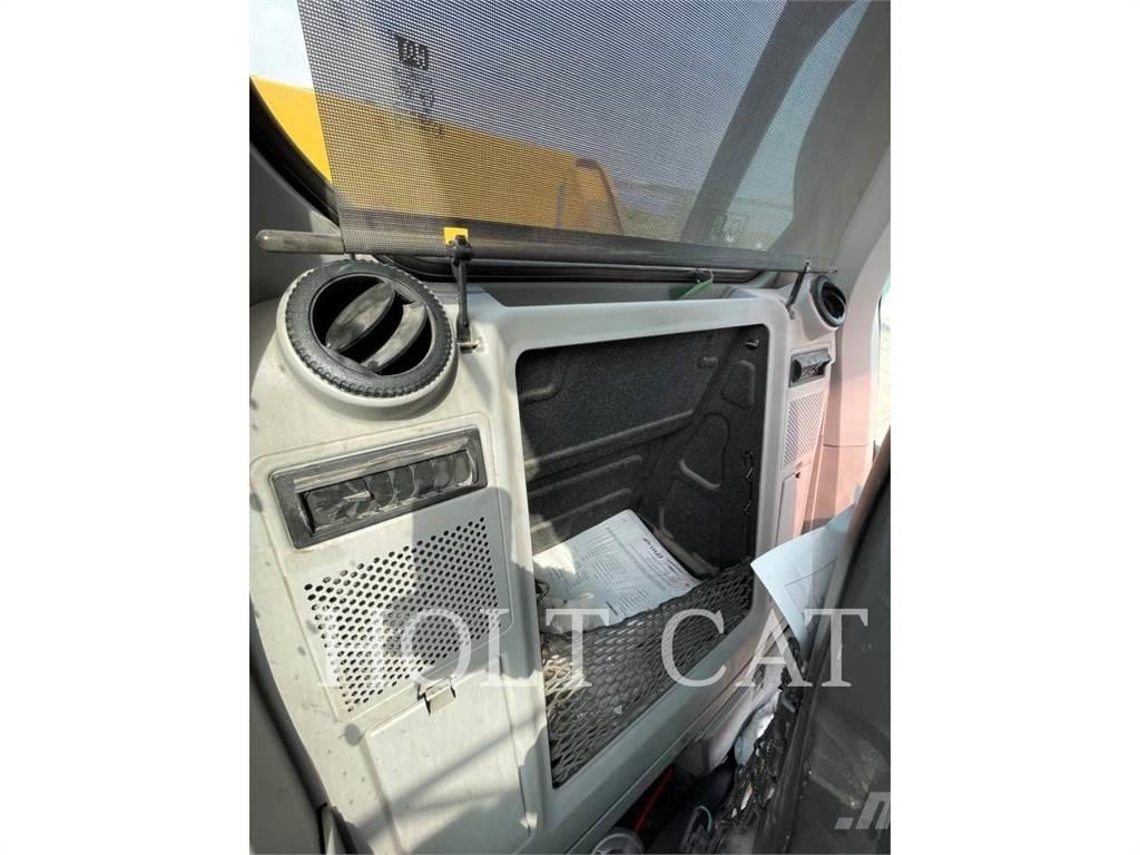 CAT 340 12 Εκσκαφείς με ερπύστριες