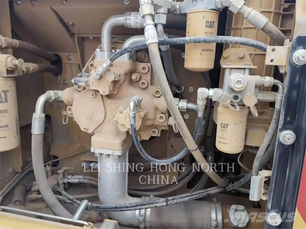 CAT 340D2L Εκσκαφείς με ερπύστριες