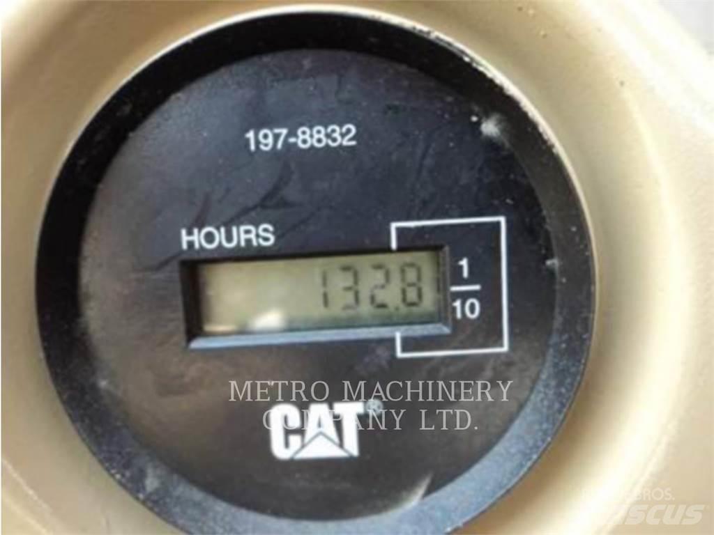 CAT 345B Εκσκαφείς με ερπύστριες