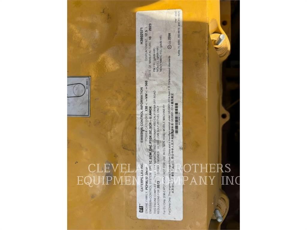 CAT 352 Εκσκαφείς με ερπύστριες