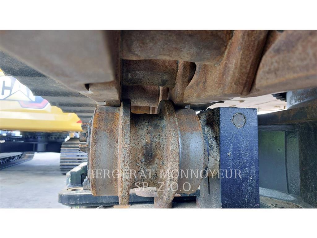 CAT 352 Εκσκαφείς με ερπύστριες