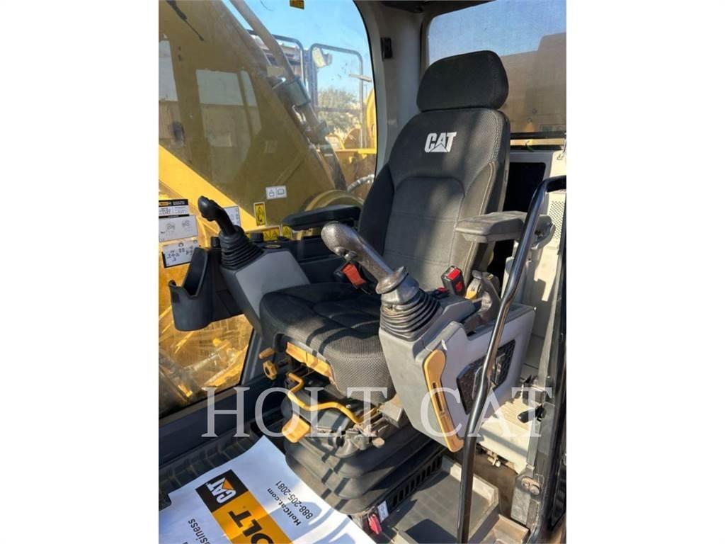 CAT 352 11 Εκσκαφείς με ερπύστριες