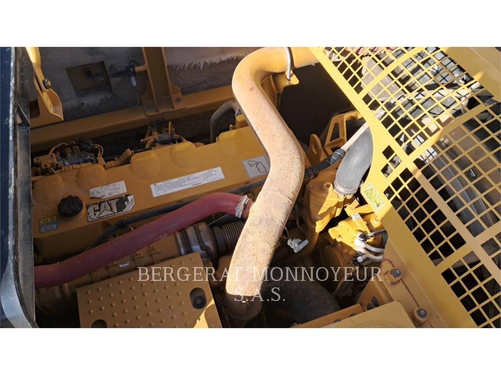 CAT 352F Εκσκαφείς με ερπύστριες