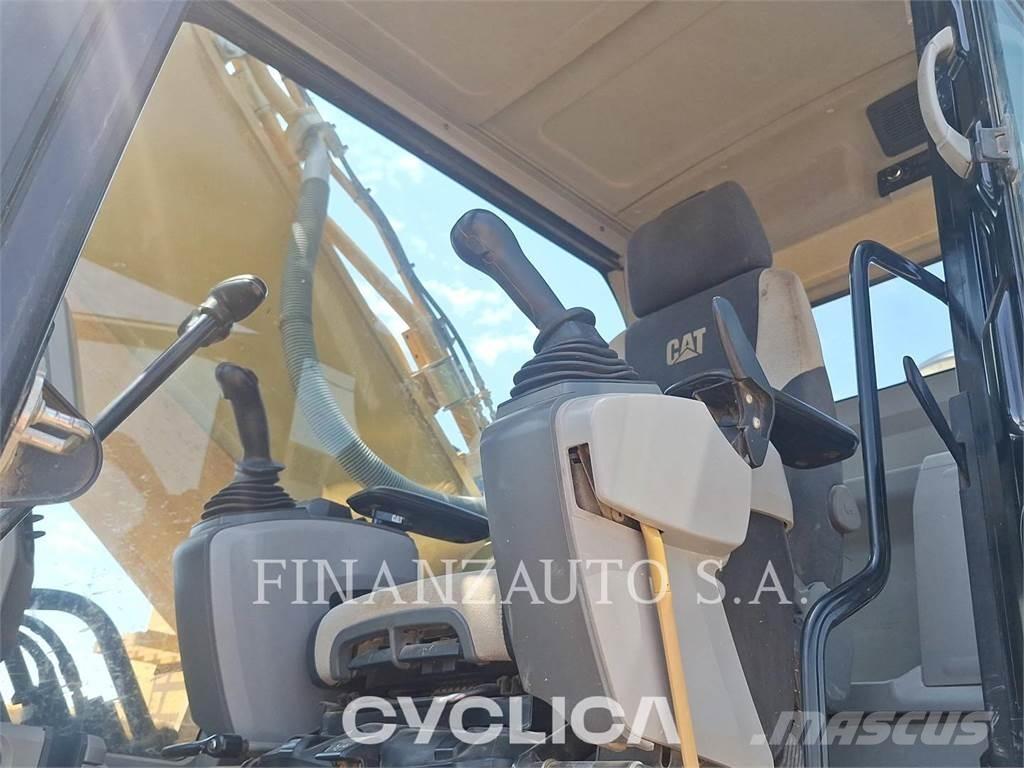 CAT 352FL Εκσκαφείς με ερπύστριες