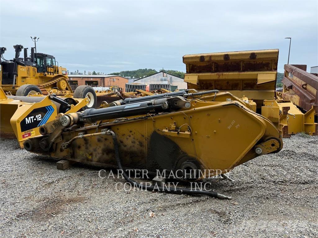 CAT 374-07 Εκσκαφείς με ερπύστριες