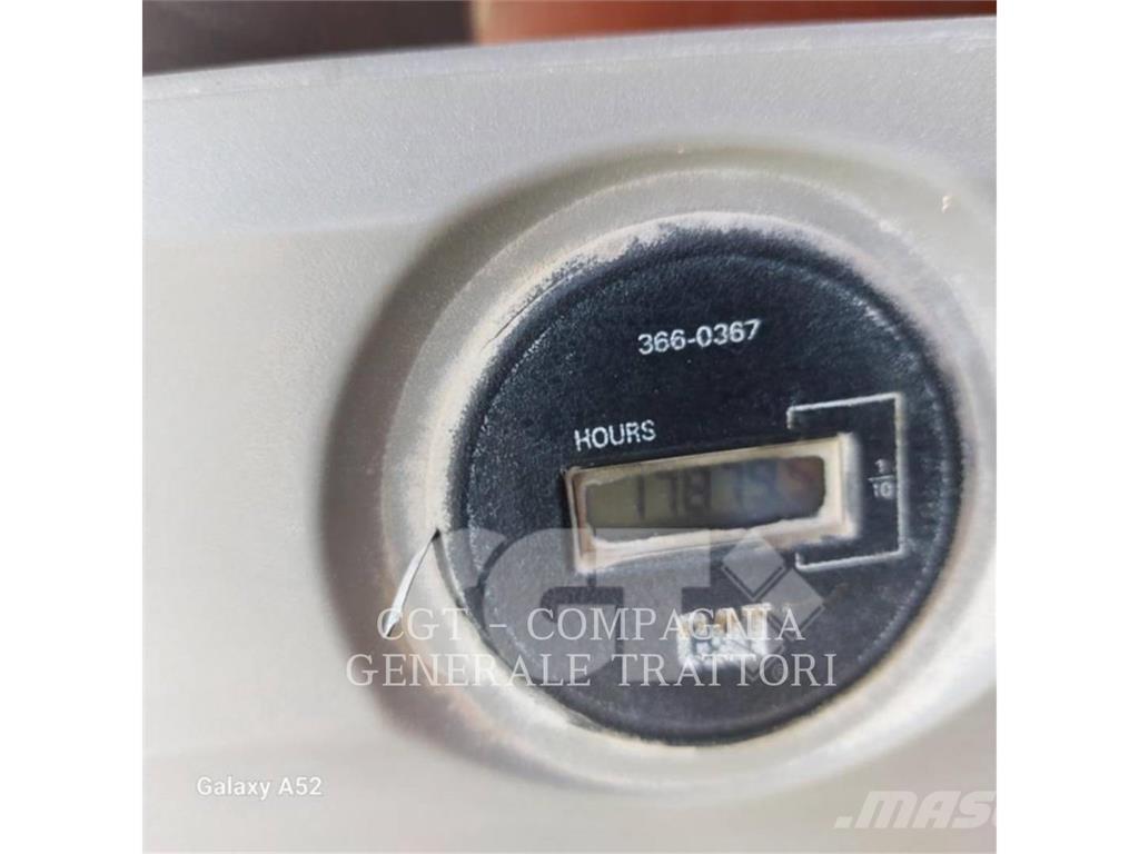 CAT 374F Εκσκαφείς με ερπύστριες