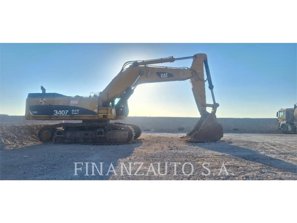 CAT 390DL Εκσκαφείς με ερπύστριες