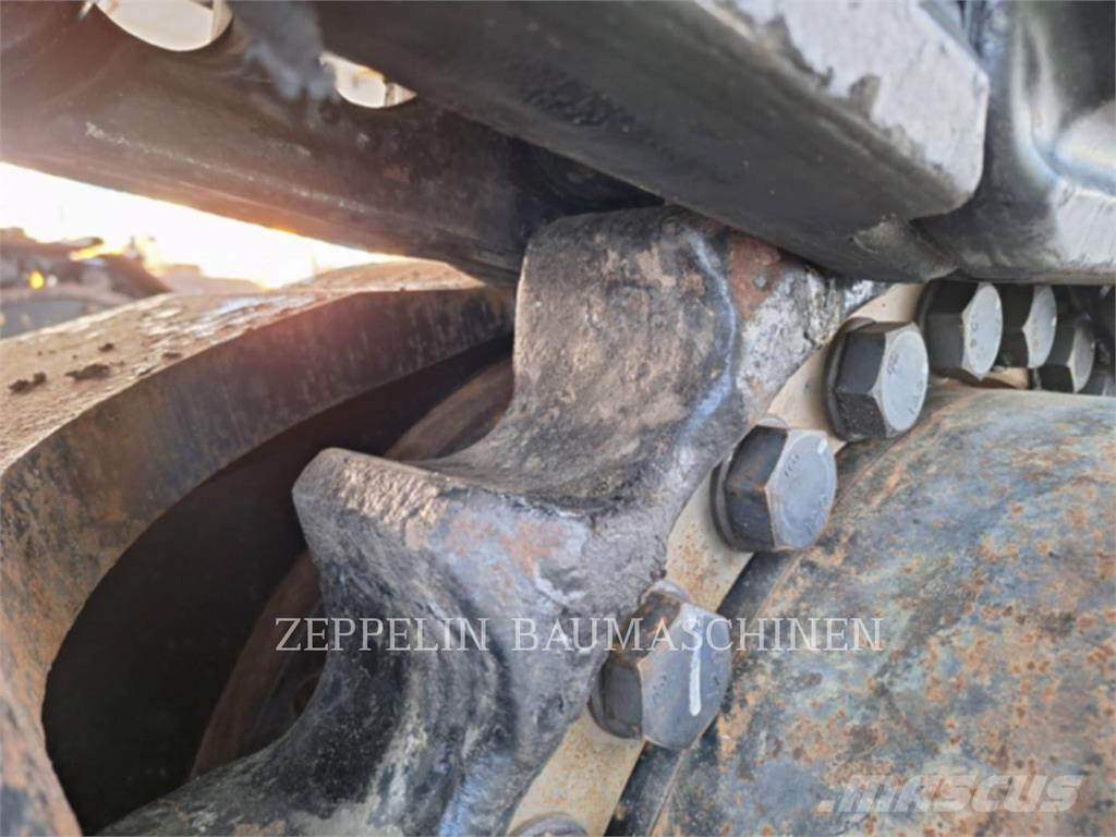 CAT 390FL Εκσκαφείς με ερπύστριες
