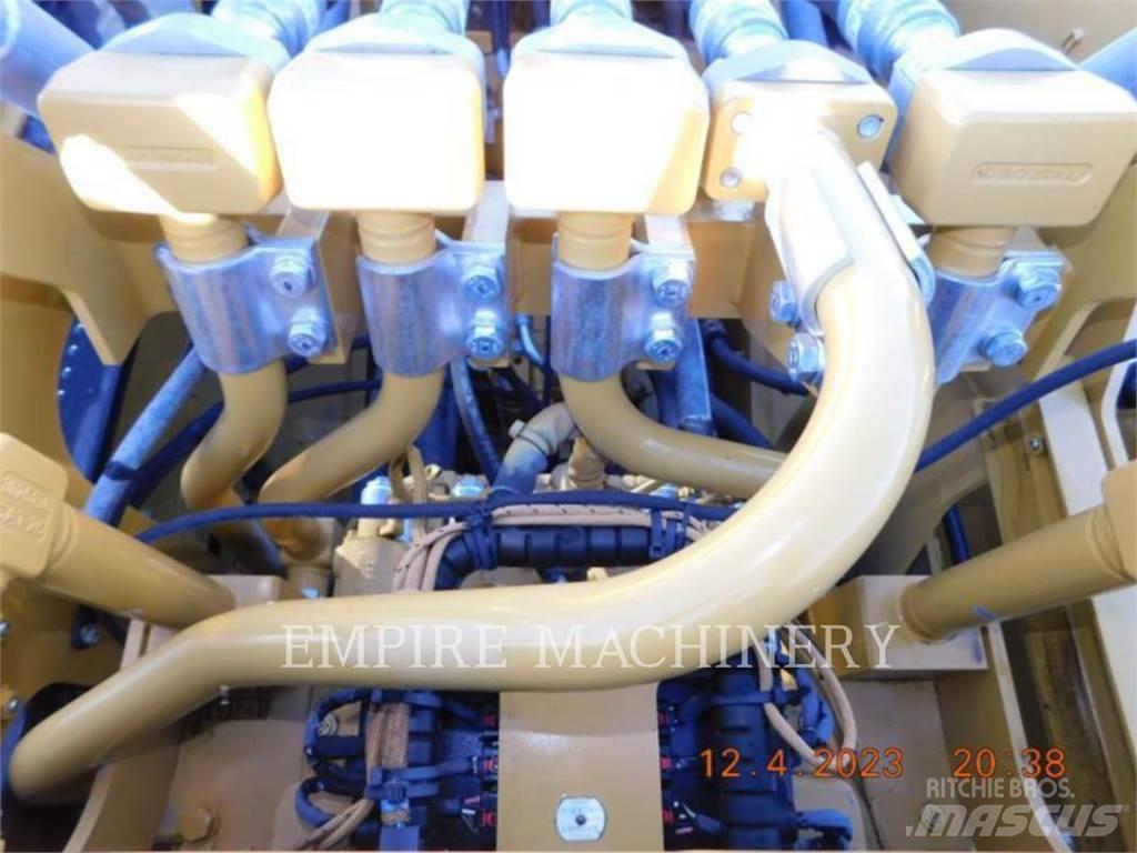 CAT 390FL GP P Εκσκαφείς με ερπύστριες