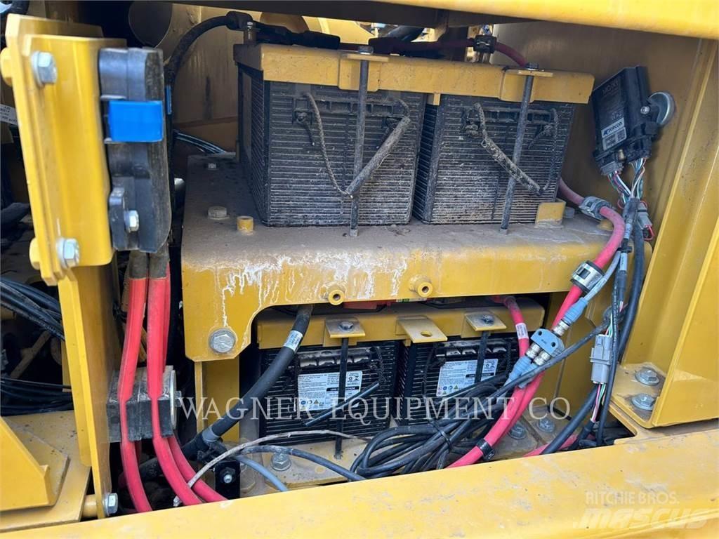CAT 395 Εκσκαφείς με ερπύστριες