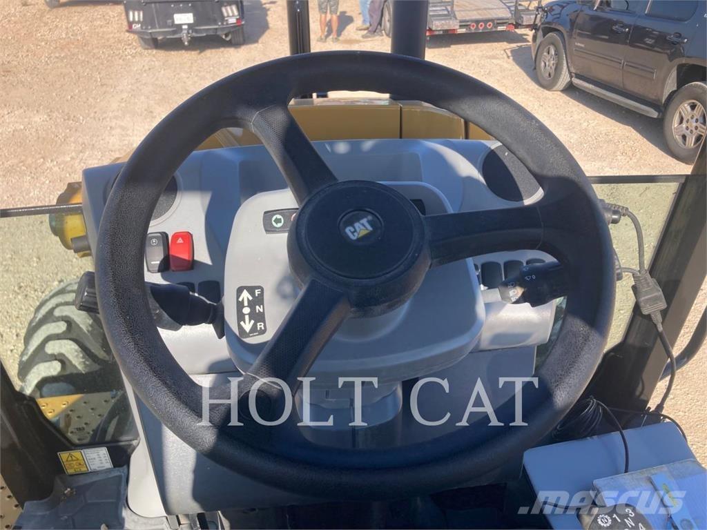 CAT 415-07 Εκσκαφείς Φορτωτές τύπου JCB