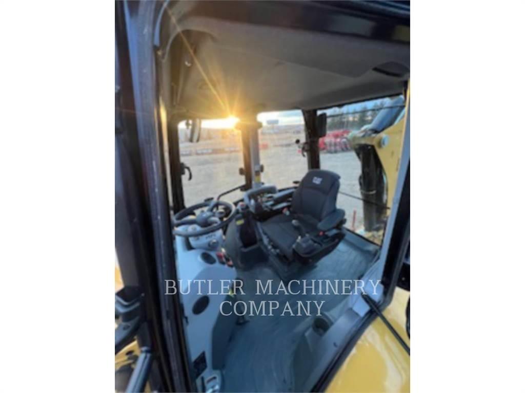 CAT 420 Εκσκαφείς Φορτωτές τύπου JCB