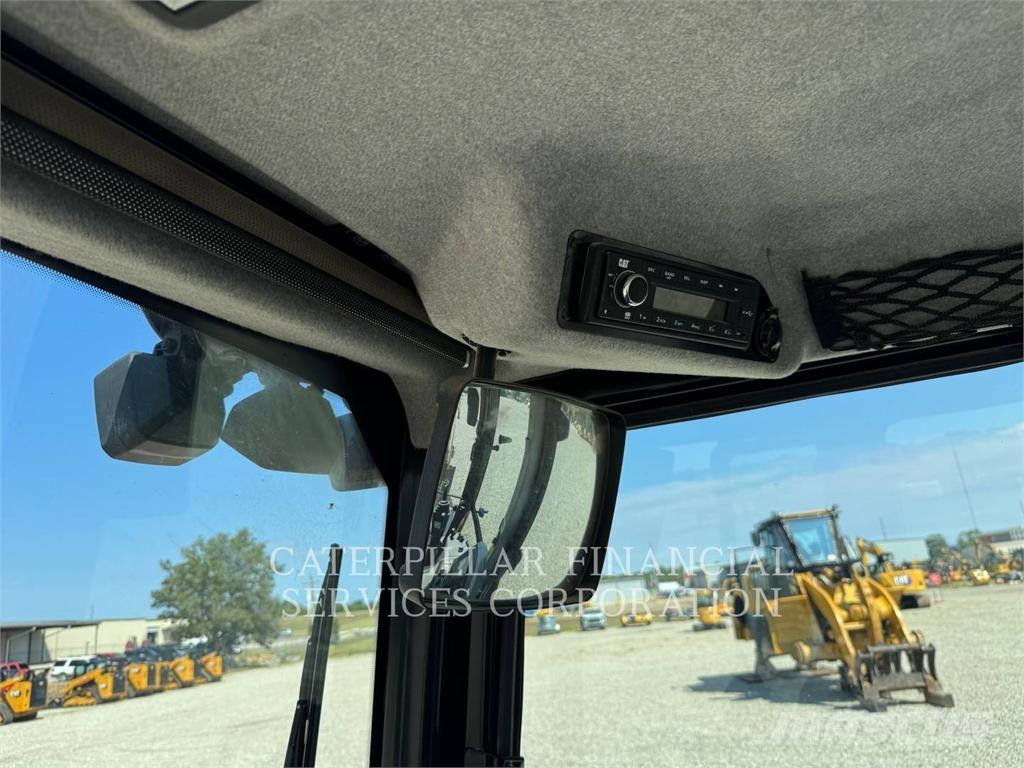 CAT 42007 Εκσκαφείς Φορτωτές τύπου JCB