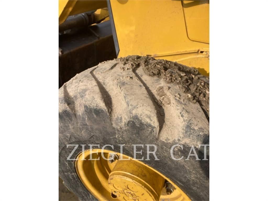 CAT 420F2 Εκσκαφείς Φορτωτές τύπου JCB