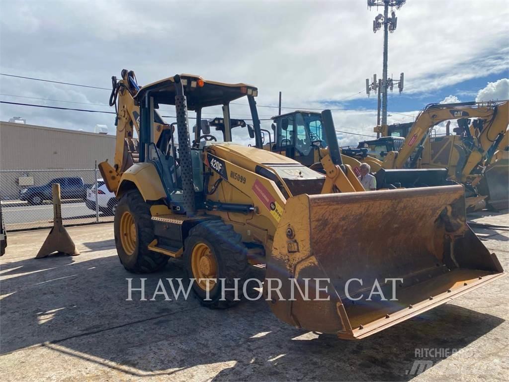 CAT 420F2 Εκσκαφείς Φορτωτές τύπου JCB