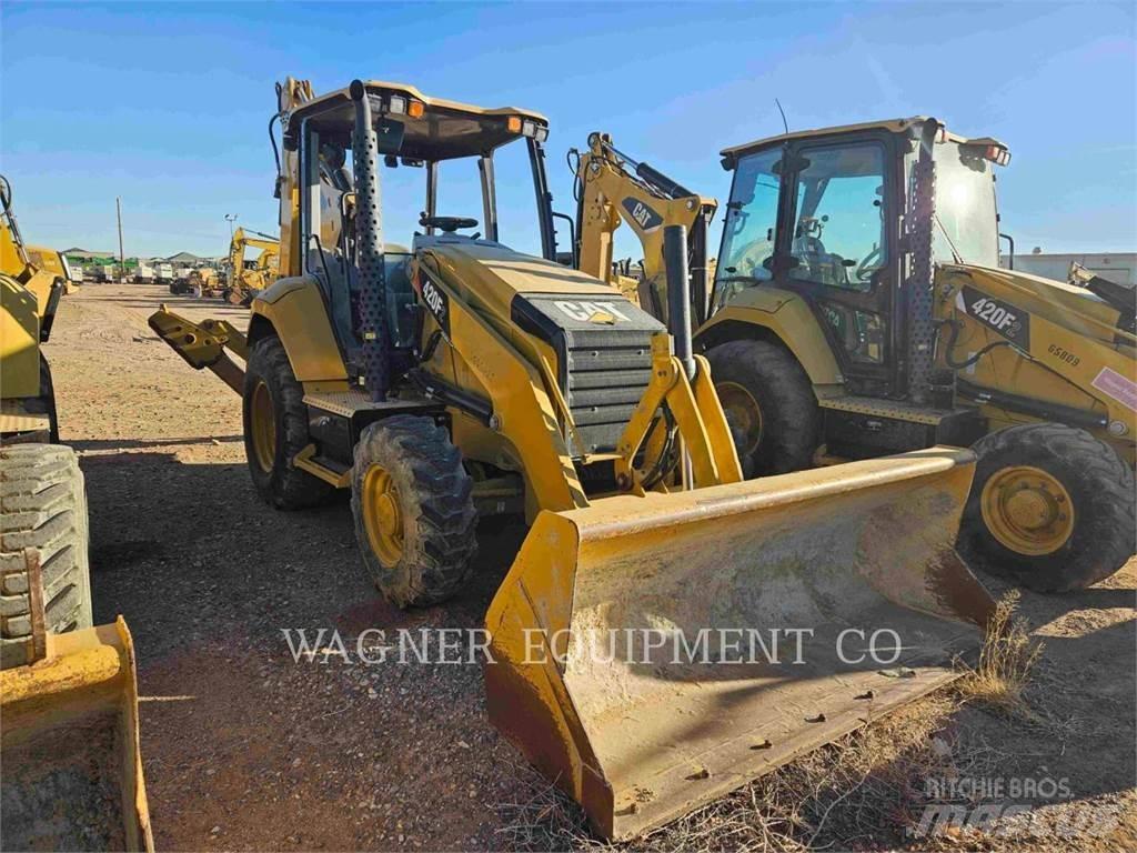 CAT 420F2 4WDS Εκσκαφείς Φορτωτές τύπου JCB