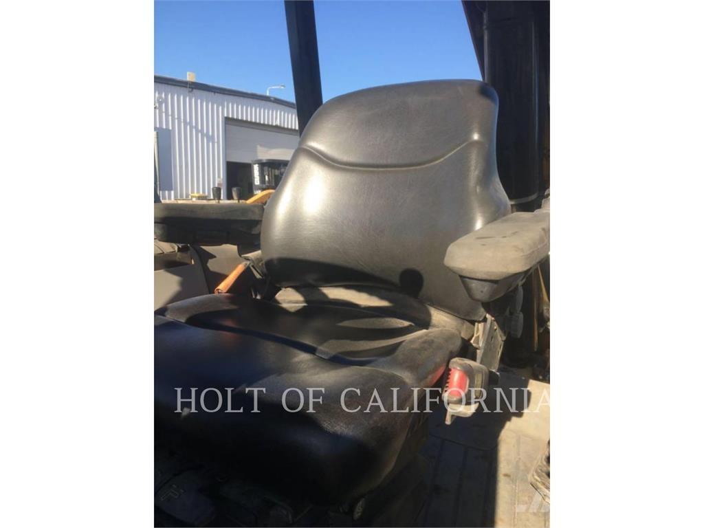 CAT 430 Εκσκαφείς Φορτωτές τύπου JCB