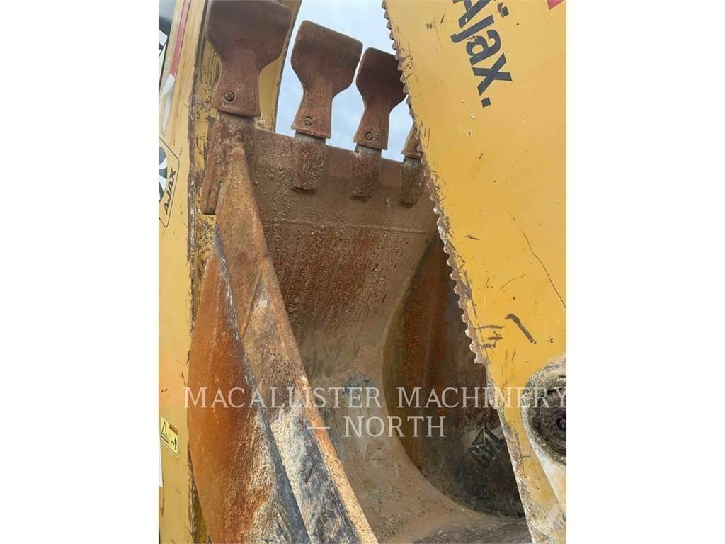 CAT 430F + Εκσκαφείς Φορτωτές τύπου JCB