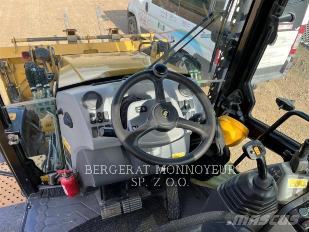 CAT 432F2 Εκσκαφείς Φορτωτές τύπου JCB